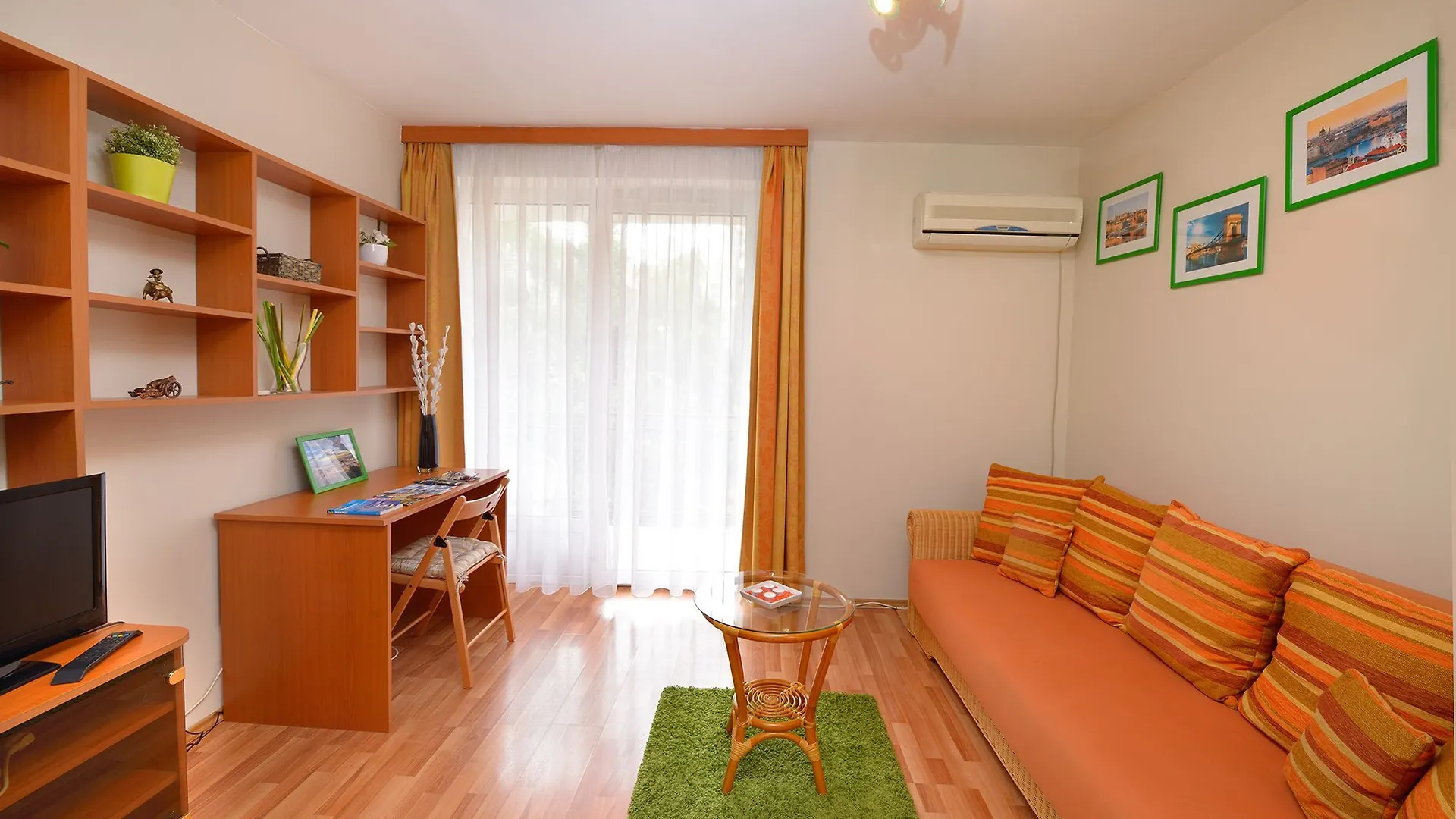 Budapest City Apartments 0*,