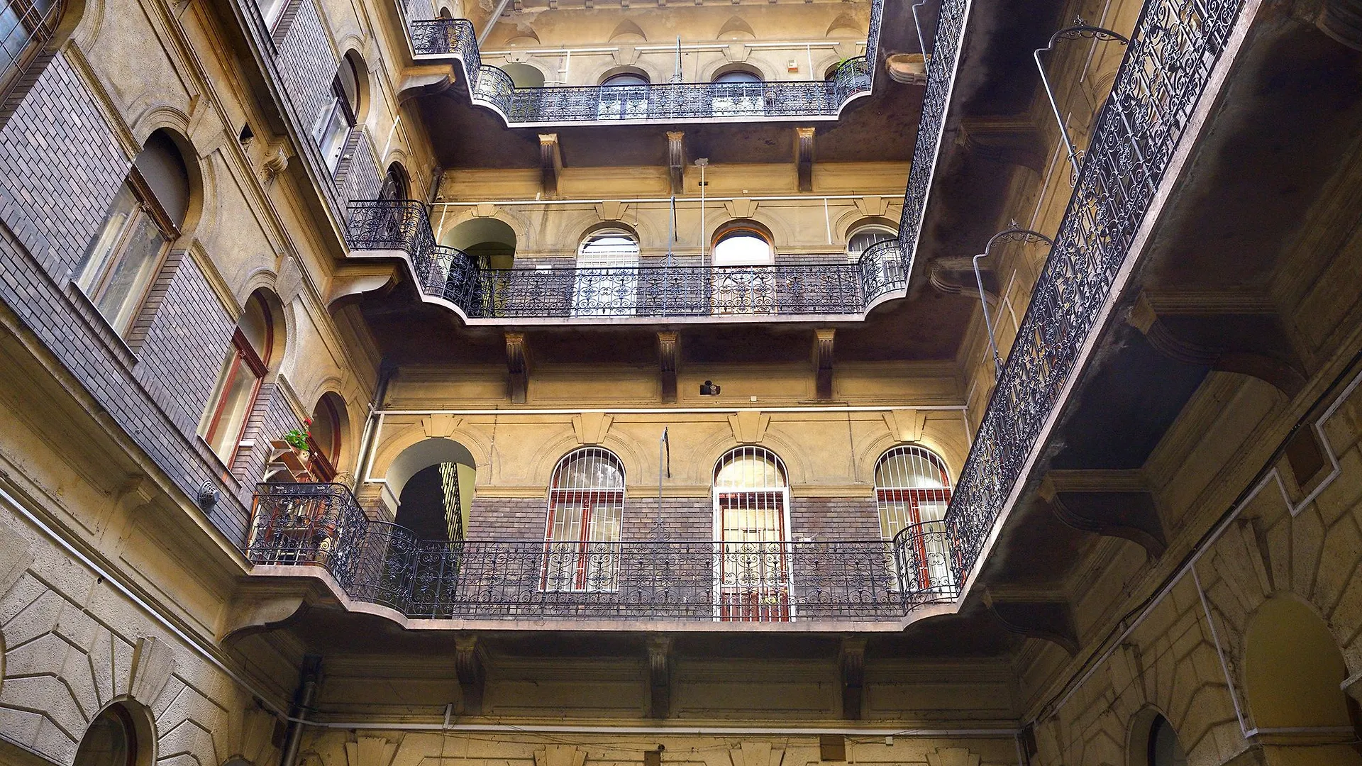 Budapest City Apartments