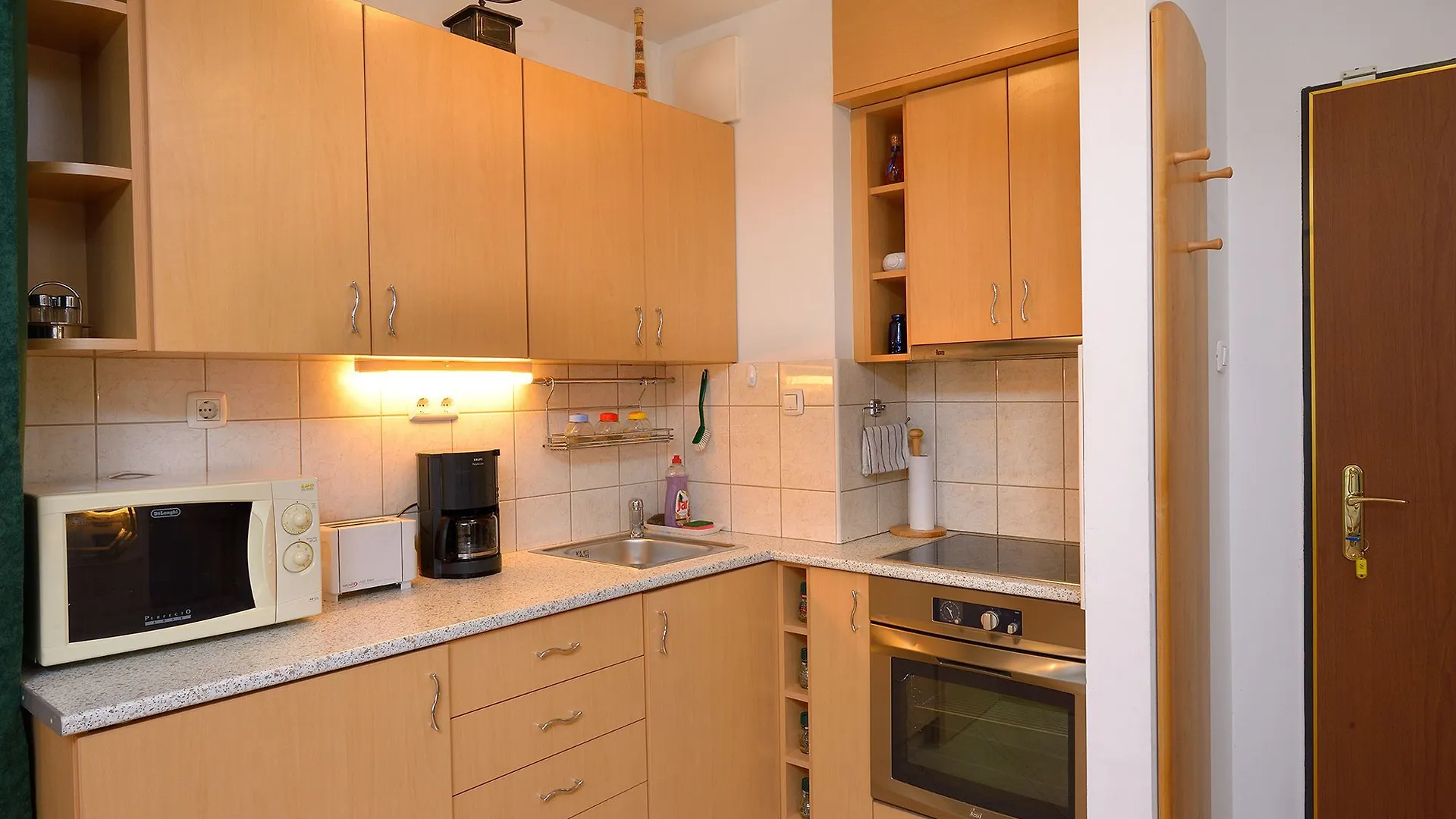 Budapest City Apartments 0*,